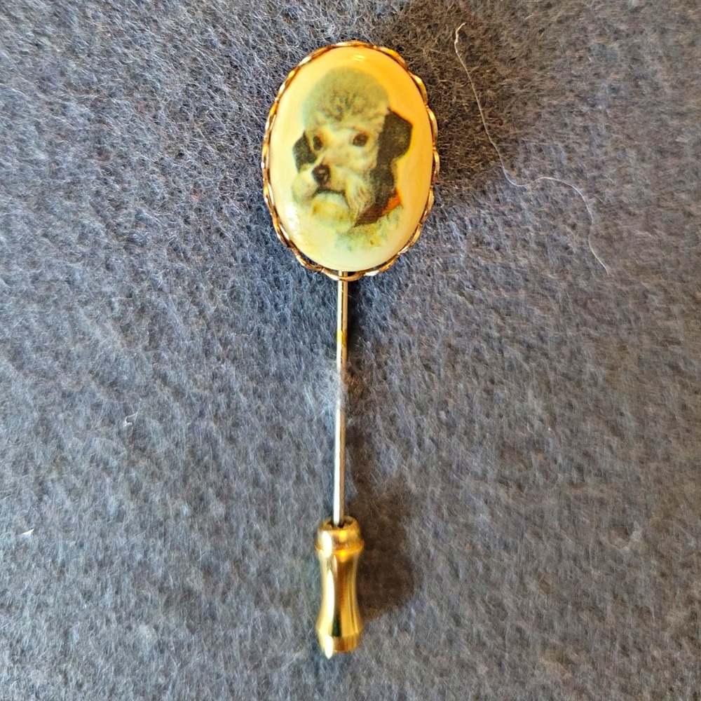Vintage Gold Tone Metal Stick Pin Hatpin w/ Oval Poodle/snauzer Cameo